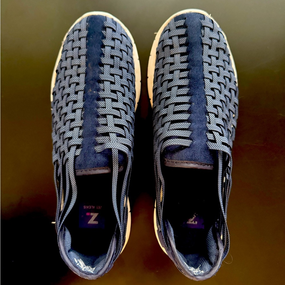 Zee Alexis - Katie Size 9